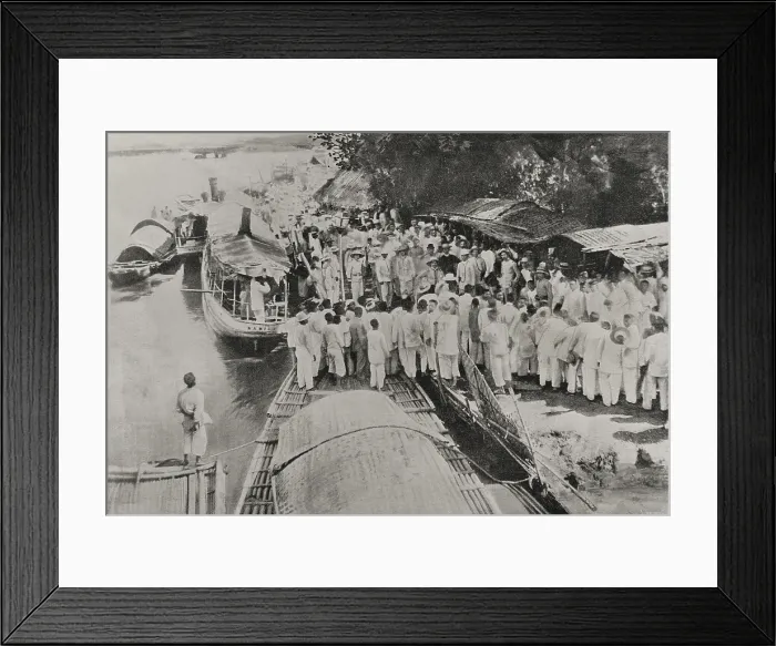 Framed Print : Philippine Revolution (1896-1898): farewell to the Tagalog leaders, Sual (Luzon Island), 1898. Creator: Enrique Laporta Valor Framed Print : Philippine Revolution (1896-1898): farewell to the Tagalog leaders, Sual (Luzon Island), 1898. Creator: Enrique Laporta Valor