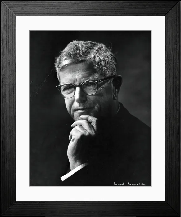 Framed Print : Sir Frank Macfarlane Burnet. Creator: Faingold, Denver Framed Print : Sir Frank Macfarlane Burnet. Creator: Faingold, Denver