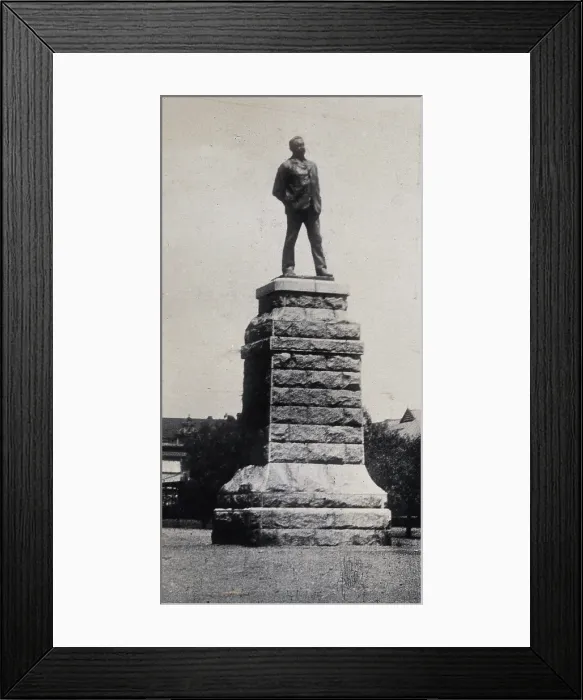 Framed Print : South Africa: a monument to Cecil Rhodes, 1905. Creator: Sir William Crookes Framed Print : South Africa: a monument to Cecil Rhodes, 1905. Creator: Sir William Crookes
