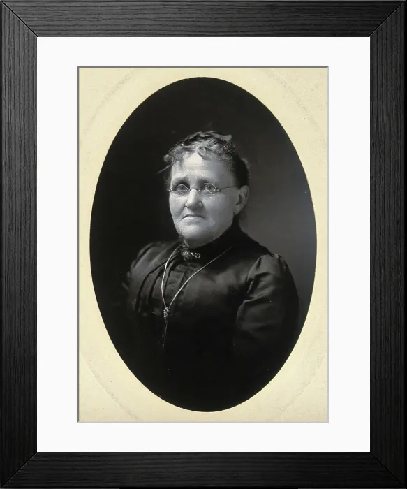 Framed Print : Mrs Lizzie Hill, c1870s. Creator: Ramsdell Studio Framed Print : Mrs Lizzie Hill, c1870s. Creator: Ramsdell Studio