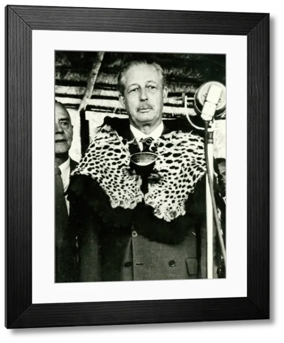 Framed Print : Portrait of Harold Macmillan (1894-1986), 1960. Creators: Unknown, Colonial Office Framed Print : Portrait of Harold Macmillan (1894-1986), 1960. Creators: Unknown, Colonial Office