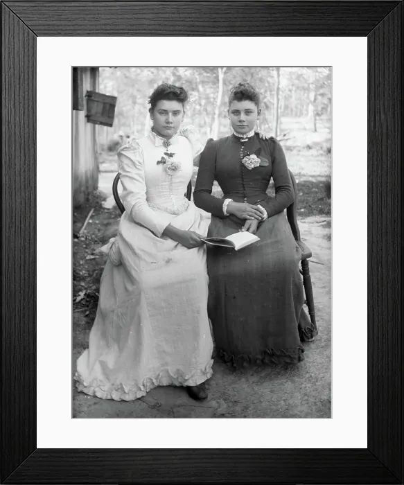 Framed Print : Two unknown ladies, possibly sisters, 1905. Creator: Robert Augustus Henry L'Estrange. Two unknown ladies, possibly sisters, 1905. Creator: Robert Augustus Henry L'Estrange Framed Print : Two unknown ladies, possibly sisters, 1905. Creator: Robert Augustus Henry L'Estrange. Two unknown ladies, possibly sisters, 1905. Creator: Robert Augustus Henry L'Estrange