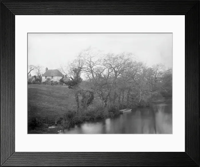 Framed Print : Irish farm house with thatched roof, c1890s. Creator: Robert Augustus Henry L'Estrange. Irish farm house with thatched roof, c1890s. Creator: Robert Augustus Henry L'Estrange Framed Print : Irish farm house with thatched roof, c1890s. Creator: Robert Augustus Henry L'Estrange. Irish farm house with thatched roof, c1890s. Creator: Robert Augustus Henry L'Estrange
