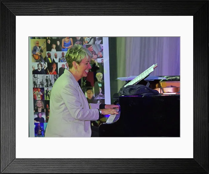Framed Print : Nikki Iles, iG4, Watermill Jazz Club, Dorking, Surrey, 17 June 2025. Creator: Brian O'Connor. Nikki Iles, iG4, Watermill Jazz Club, Dorking, Surrey, 17 June 2025 Framed Print : Nikki Iles, iG4, Watermill Jazz Club, Dorking, Surrey, 17 June 2025. Creator: Brian O'Connor. Nikki Iles, iG4, Watermill Jazz Club, Dorking, Surrey, 17 June 2025