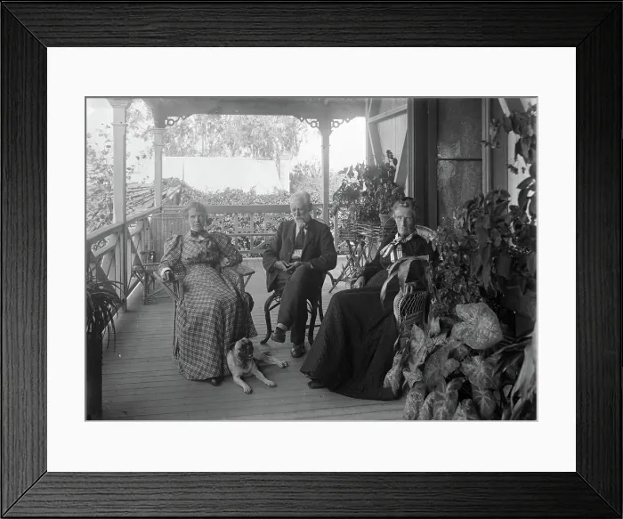 Framed Print : William and Mary Woodyatt with Mrs Harry Alder, c1900s. Creator: Robert Augustus Henry L'Estrange. William and Mary Woodyatt with Mrs Harry Alder, c1900s Framed Print : William and Mary Woodyatt with Mrs Harry Alder, c1900s. Creator: Robert Augustus Henry L'Estrange. William and Mary Woodyatt with Mrs Harry Alder, c1900s