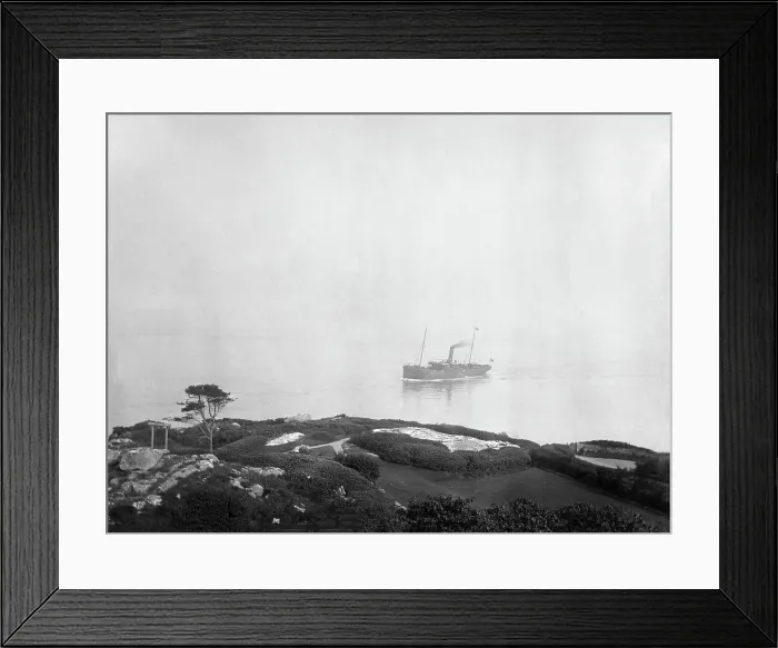 Framed Print : Unknown steam vessel, unknown location, 1905. Creator: Robert Augustus Henry L'Estrange. Unknown steam vessel, unknown location, 1905 Framed Print : Unknown steam vessel, unknown location, 1905. Creator: Robert Augustus Henry L'Estrange. Unknown steam vessel, unknown location, 1905