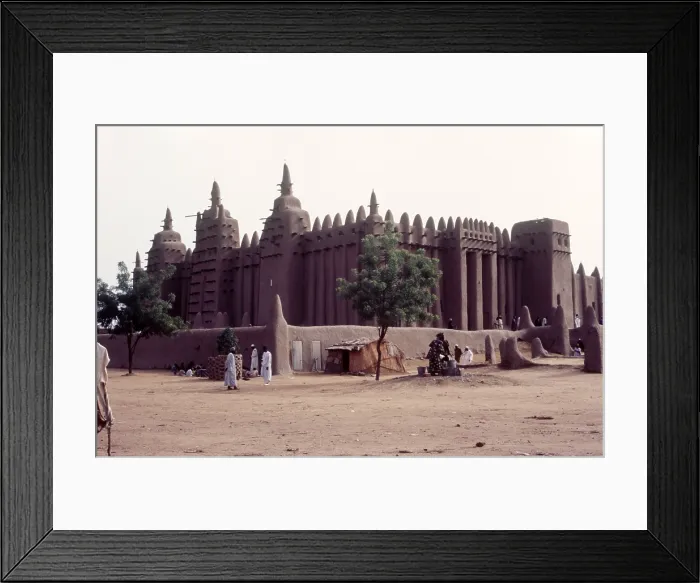 Framed Print : Great Mosque of Djenne, Mali, 1989. Creator: Amanda Waite Framed Print : Great Mosque of Djenne, Mali, 1989. Creator: Amanda Waite