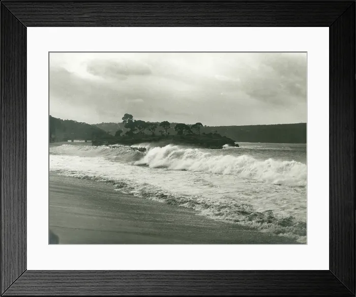 Framed Print : Rough seas at Balmoral Beach, 1960s. Creator: Unknown Framed Print : Rough seas at Balmoral Beach, 1960s. Creator: Unknown