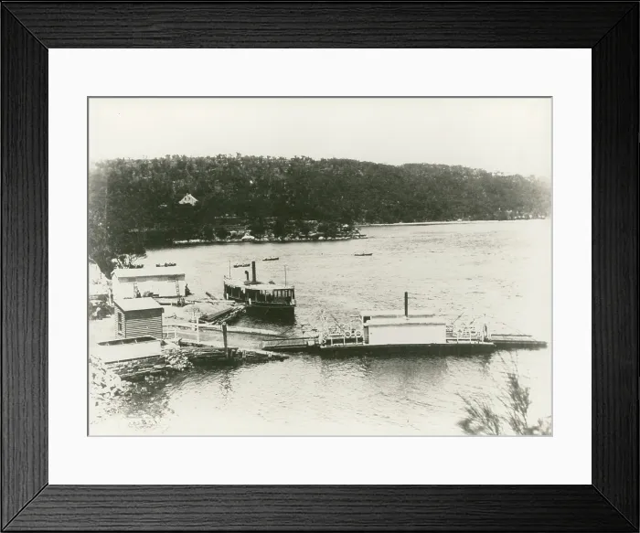 Framed Print : The Spit punt, c1915. Creator: Unknown Framed Print : The Spit punt, c1915. Creator: Unknown