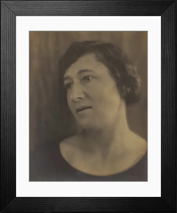 Framed Print : Portrait of Leah Brenner's Mother, 1924. Creator: Tina Modotti. Portrait of Leah Brenner's Mother, 1924. Creator: Tina Modotti Framed Print : Portrait of Leah Brenner's Mother, 1924. Creator: Tina Modotti. Portrait of Leah Brenner's Mother, 1924. Creator: Tina Modotti