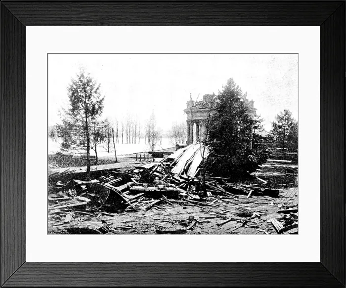 Framed Print : The Cyclone at Louisville, Kentucky, United States: the Waterworks, 1890. Creator: Unknown Framed Print : The Cyclone at Louisville, Kentucky, United States: the Waterworks, 1890. Creator: Unknown