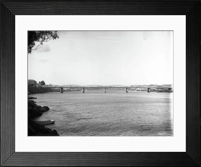 Framed Print : Brisbane - Victoria Bridge (looking South), 1910. Creator: Unknown Framed Print : Brisbane - Victoria Bridge (looking South), 1910. Creator: Unknown