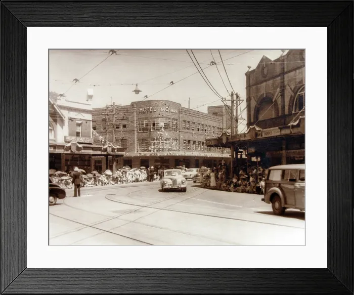 Framed Print : Queen Elizabeth II visits Mosman, 18 February 1954. Creator: Unknown Framed Print : Queen Elizabeth II visits Mosman, 18 February 1954. Creator: Unknown