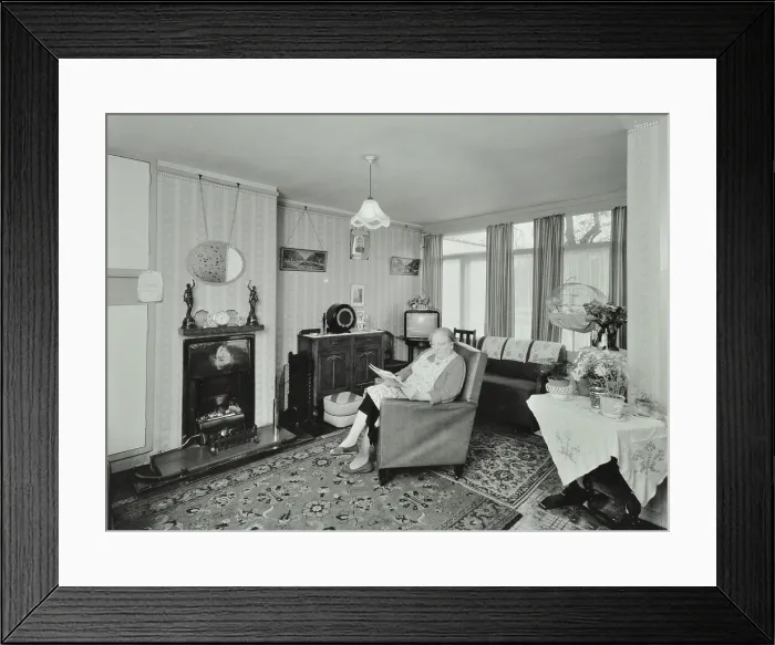 Framed Print : 22 Minstead Gardens, Alton Estate, Wandsworth, London: living room, 1960. Creator: Unknown Framed Print : 22 Minstead Gardens, Alton Estate, Wandsworth, London: living room, 1960. Creator: Unknown