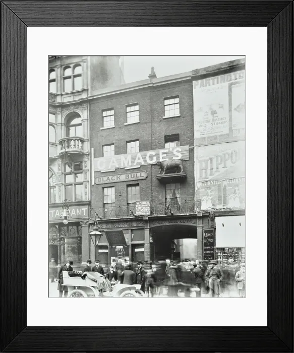 Framed Print : 122 Holborn Black Bull Hotel, London, 1904. Creator: Unknown Framed Print : 122 Holborn Black Bull Hotel, London, 1904. Creator: Unknown