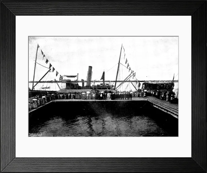 Framed Print : Arrival, and Subsequent Death, of Lady Carter at Lagos: Lady Carter landing at Lagos, 1895. Creator: George Meisenbach Framed Print : Arrival, and Subsequent Death, of Lady Carter at Lagos: Lady Carter landing at Lagos, 1895. Creator: George Meisenbach