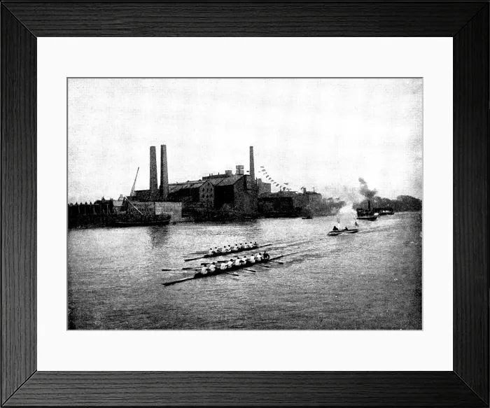 Framed Print : The Universities Boat-Race: from Hammersmith Bridge, 1895. Creator: Stearn. The Universities Boat-Race: from Hammersmith Bridge, 1895. Creator: Stearn Framed Print : The Universities Boat-Race: from Hammersmith Bridge, 1895. Creator: Stearn. The Universities Boat-Race: from Hammersmith Bridge, 1895. Creator: Stearn