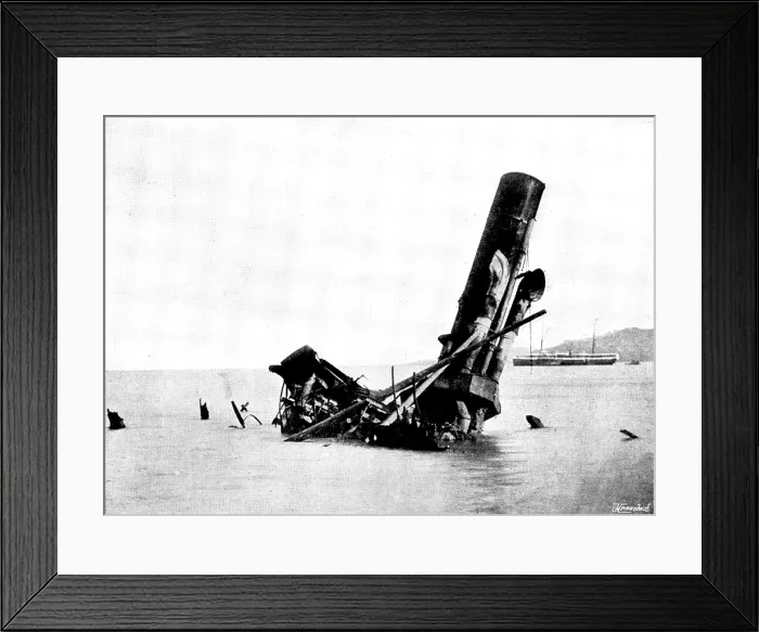 Framed Print : The War in Eastern Asia: the last of the Chinese cruiser 'Yangwai', 1895. Creator: George Meisenbach Framed Print : The War in Eastern Asia: the last of the Chinese cruiser 'Yangwai', 1895. Creator: George Meisenbach