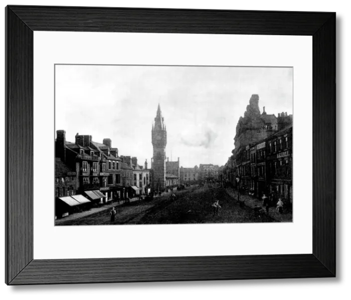 Framed Print : The Royal Agricultural Society at Darlington: Darlington High Row, 1895. Creator: Unknown Framed Print : The Royal Agricultural Society at Darlington: Darlington High Row, 1895. Creator: Unknown