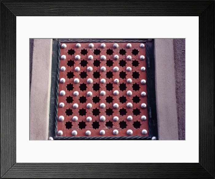Framed Print : Lattice window, Djenne, Mali, 1989. Creator: Amanda Waite Framed Print : Lattice window, Djenne, Mali, 1989. Creator: Amanda Waite