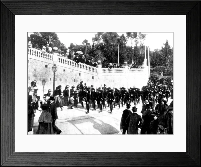 Framed Print : The Queen's Visit to the Riviera: guards of honour in the Avenue Victoria...Cimiez, 1898 Framed Print : The Queen's Visit to the Riviera: guards of honour in the Avenue Victoria...Cimiez, 1898