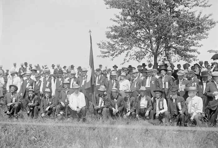 Framed Print : 12th Pa. Volunteers [i.e. 72nd Pennsylvania Infantry] at Bloody Angle, 1913. Creator: Bain News Service