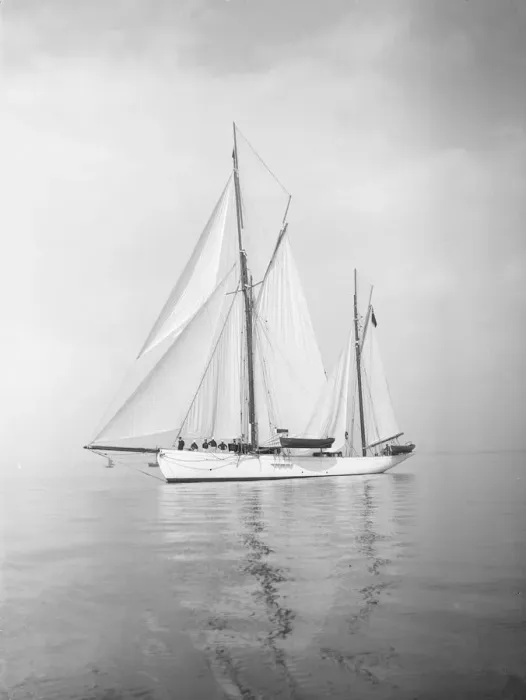 Framed Print : The 134 ton ketch Lavengro under sail, 1911. Creator: Kirk & Sons of Cowes Framed Print : The 134 ton ketch Lavengro under sail, 1911. Creator: Kirk & Sons of Cowes