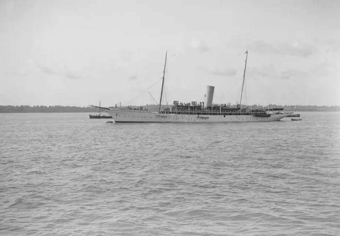 Framed Print : The 142 ton steam yacht Sapphire at anchor, 1913. Creator: Kirk & Sons of Cowes Framed Print : The 142 ton steam yacht Sapphire at anchor, 1913. Creator: Kirk & Sons of Cowes