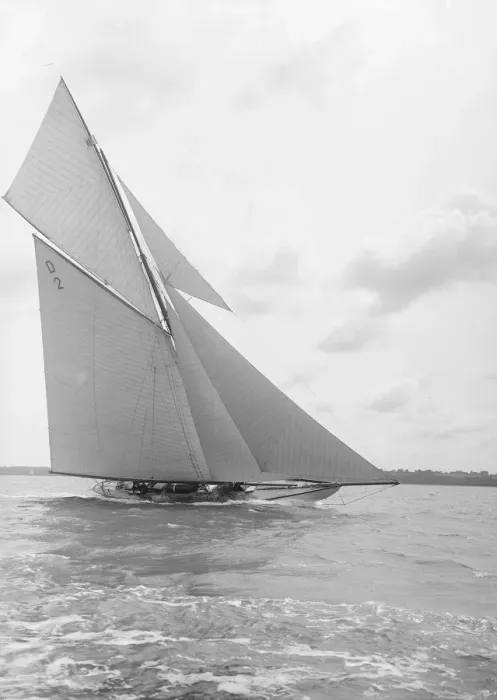 Framed Print : The 15 Metre cutter Ostara sailing close-hauled, 1912. Creator: Kirk & Sons of Cowes Framed Print : The 15 Metre cutter Ostara sailing close-hauled, 1912. Creator: Kirk & Sons of Cowes