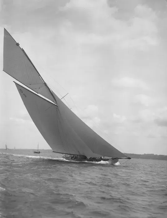 Framed Print : The 15 Metre sailing yacht Jeano making good headway, 1911. Creator: Kirk & Sons of Cowes Framed Print : The 15 Metre sailing yacht Jeano making good headway, 1911. Creator: Kirk & Sons of Cowes