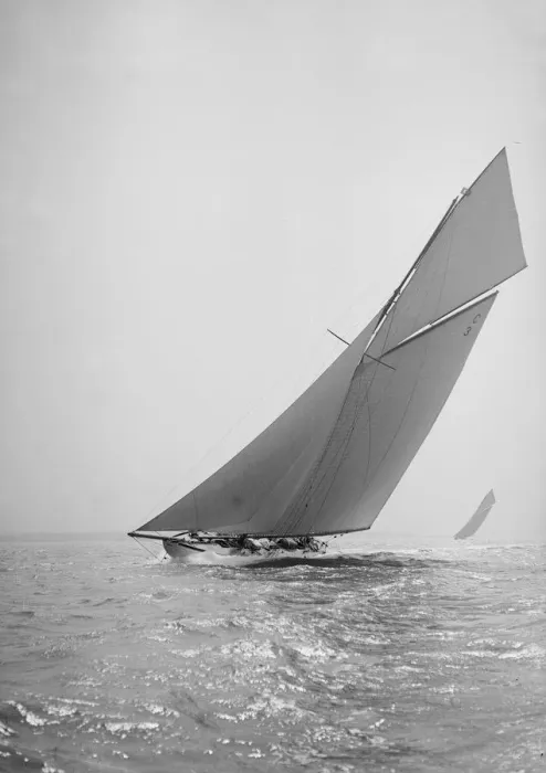 Framed Print : The 19-metre class Corona close-hauled, 1911. Creator: Kirk & Sons of Cowes Framed Print : The 19-metre class Corona close-hauled, 1911. Creator: Kirk & Sons of Cowes