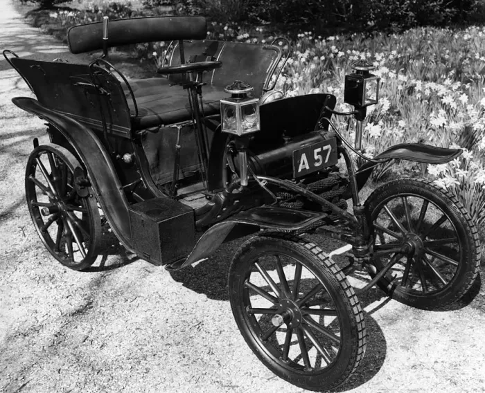 Framed Print : 1901 Clement Panhard Stirling dogcart. Creator: Unknown Framed Print : 1901 Clement Panhard Stirling dogcart. Creator: Unknown