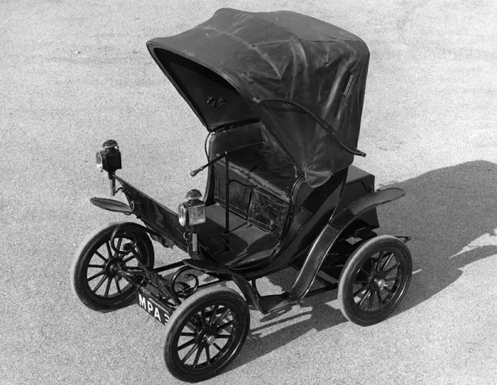 Framed Print : 1901 Columbia Electric. Creator: Unknown Framed Print : 1901 Columbia Electric. Creator: Unknown