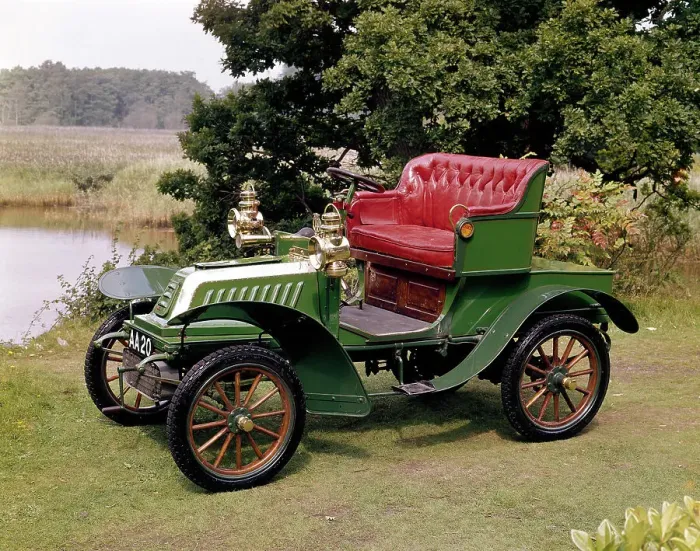 Framed Print : A 1903 De Dion Bouton Model Q Framed Print : A 1903 De Dion Bouton Model Q