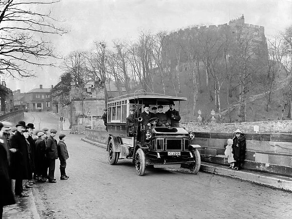 1905 Wolseley 20hp 2 ton bus. Creator: Unknown