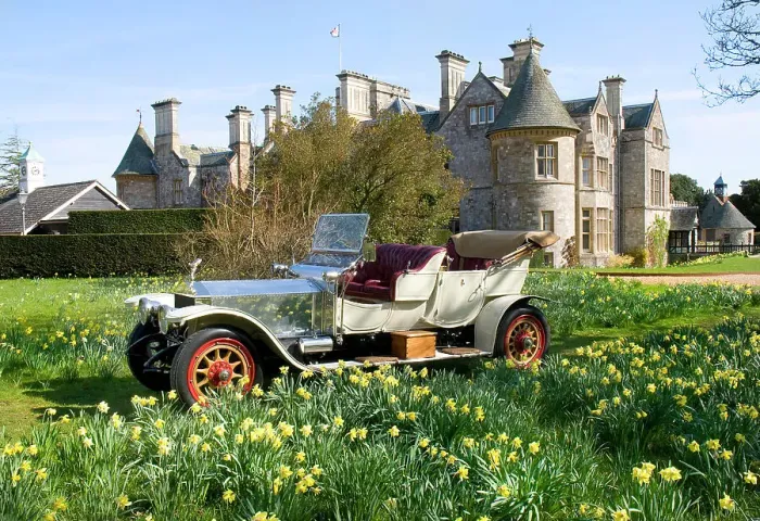 Framed Print : 1909 Rolls Royce in front of Palace House, Beaulieu Framed Print : 1909 Rolls Royce in front of Palace House, Beaulieu