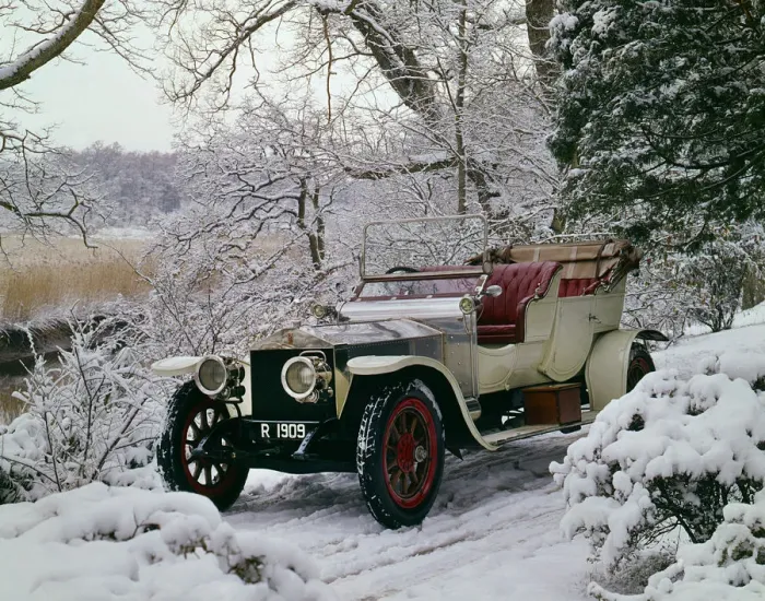 Framed Print : 1909 Rolls - Royce Silver Ghost Roi Des Belges in snowy conditions at Beaulieu. Creator: Unknown Framed Print : 1909 Rolls - Royce Silver Ghost Roi Des Belges in snowy conditions at Beaulieu. Creator: Unknown