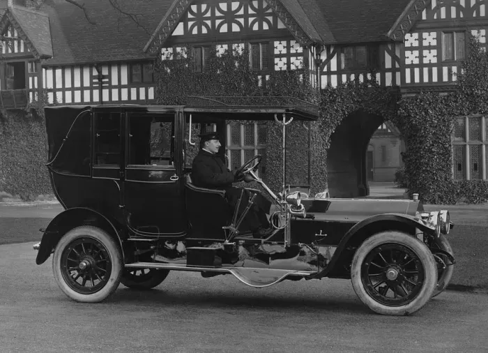 Framed Print : 1909 Wolseley 50hp Landaulette. Creator: Unknown Framed Print : 1909 Wolseley 50hp Landaulette. Creator: Unknown