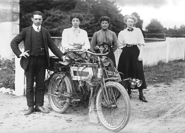 1911 Minerva 3. 5 hp motorcycle. Creator: Unknown