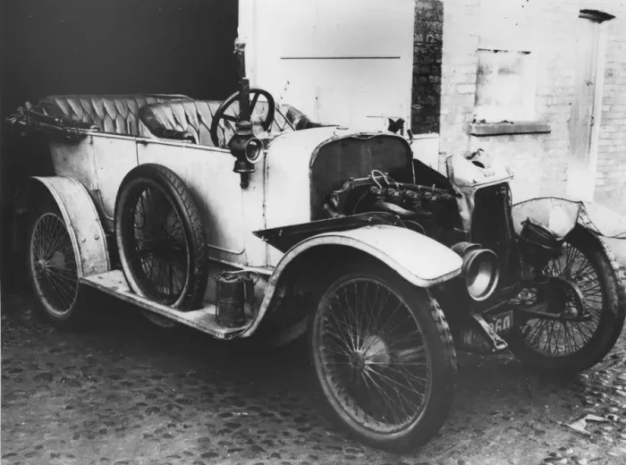 Framed Print : 1912 Stoneleigh 12hp with accident damage. Creator: Unknown Framed Print : 1912 Stoneleigh 12hp with accident damage. Creator: Unknown