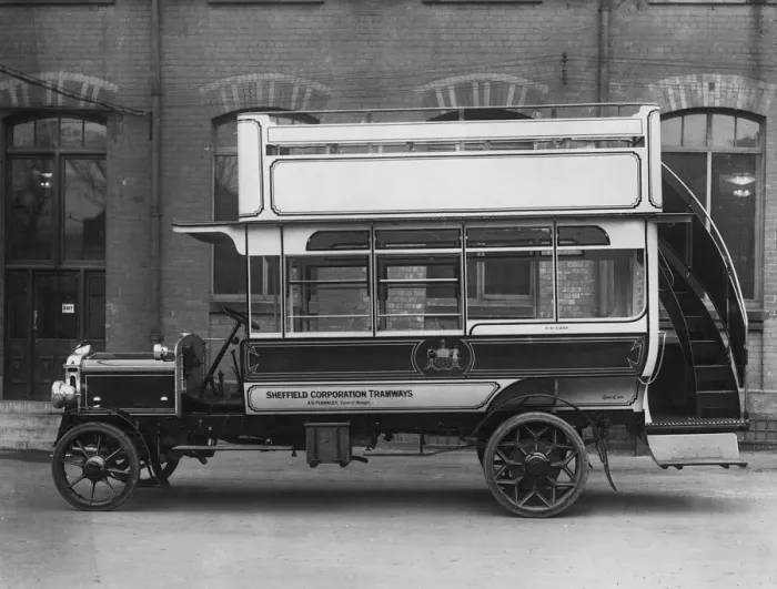 Framed Print : 1914 Daimler bus. Creator: Unknown Framed Print : 1914 Daimler bus. Creator: Unknown