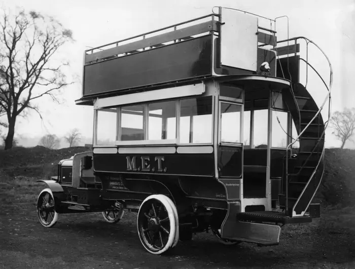 Framed Print : 1914 Daimler bus. Creator: Unknown Framed Print : 1914 Daimler bus. Creator: Unknown