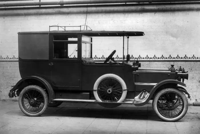 Framed Print : 1915 Daimler 20hp WD staff limousine. Creator: Unknown Framed Print : 1915 Daimler 20hp WD staff limousine. Creator: Unknown