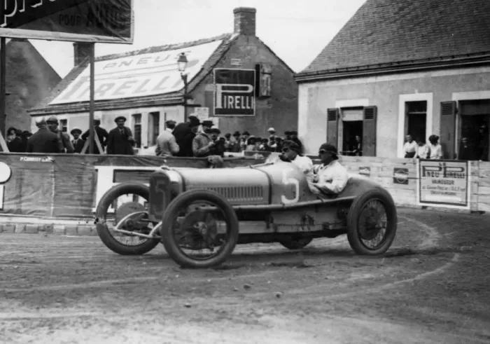 Framed Print : 1921 Le Mans, Rene Thomas in Sunbeam. Creator: Unknown Framed Print : 1921 Le Mans, Rene Thomas in Sunbeam. Creator: Unknown