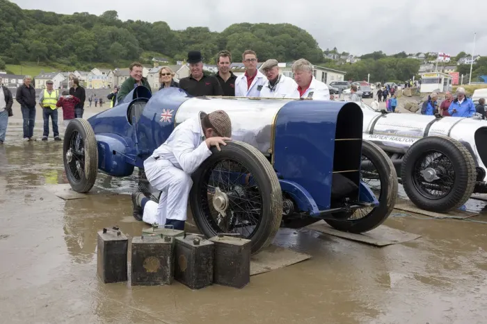 Framed Print : 1925 Sunbeam 350 hp driven by Don Wales at Pendine Sands 2015. Creator: Unknown Framed Print : 1925 Sunbeam 350 hp driven by Don Wales at Pendine Sands 2015. Creator: Unknown