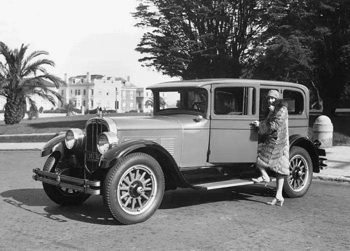 Framed Print : 1927 Chandler 8 cylinder. Creator: Unknown Framed Print : 1927 Chandler 8 cylinder. Creator: Unknown