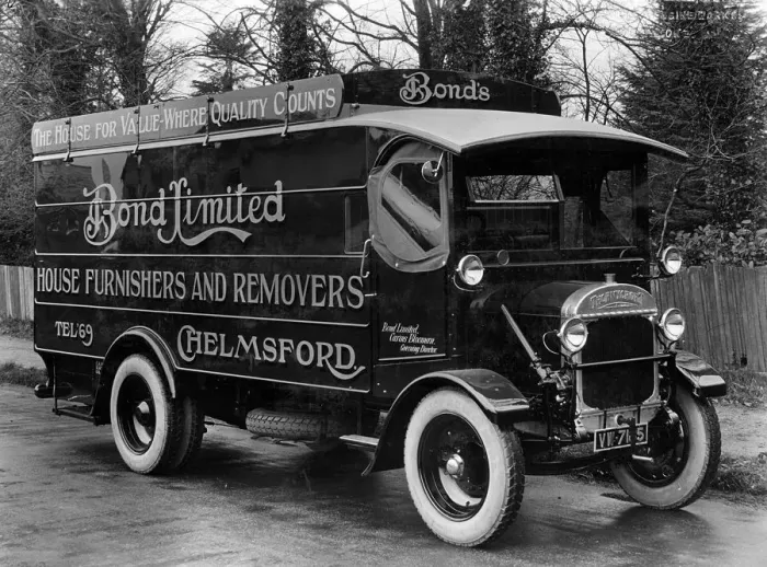 Framed Print : 1928 Thonycroft removals lorry. Creator: Unknown Framed Print : 1928 Thonycroft removals lorry. Creator: Unknown