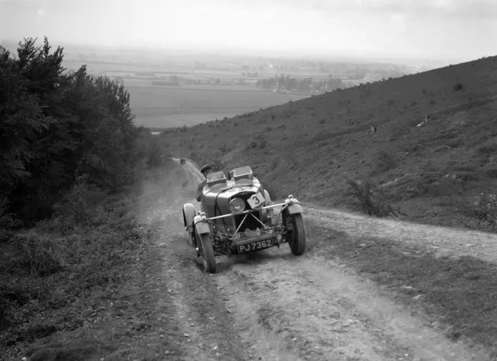 Framed Print : 1932 Talbot 105 2970 cc Alpine Trial car competing in a Talbot CC trial. Artist: Bill Brunell Framed Print : 1932 Talbot 105 2970 cc Alpine Trial car competing in a Talbot CC trial. Artist: Bill Brunell