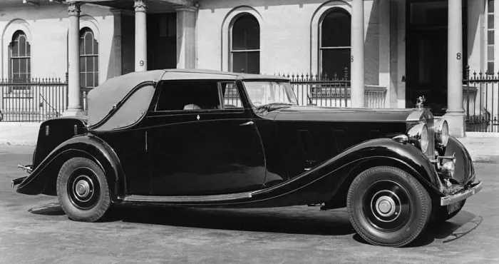 Framed Print : 1936 Rolls - Royce Phantom III drophead coupe by Gurney Nutting. Creator: Unknown Framed Print : 1936 Rolls - Royce Phantom III drophead coupe by Gurney Nutting. Creator: Unknown