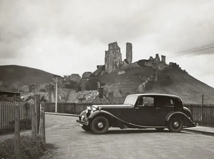 Framed Print : 1938 Daimler 4. 5 litre saloon at Corfe Castle, Dorset. Creator: Unknown Framed Print : 1938 Daimler 4. 5 litre saloon at Corfe Castle, Dorset. Creator: Unknown